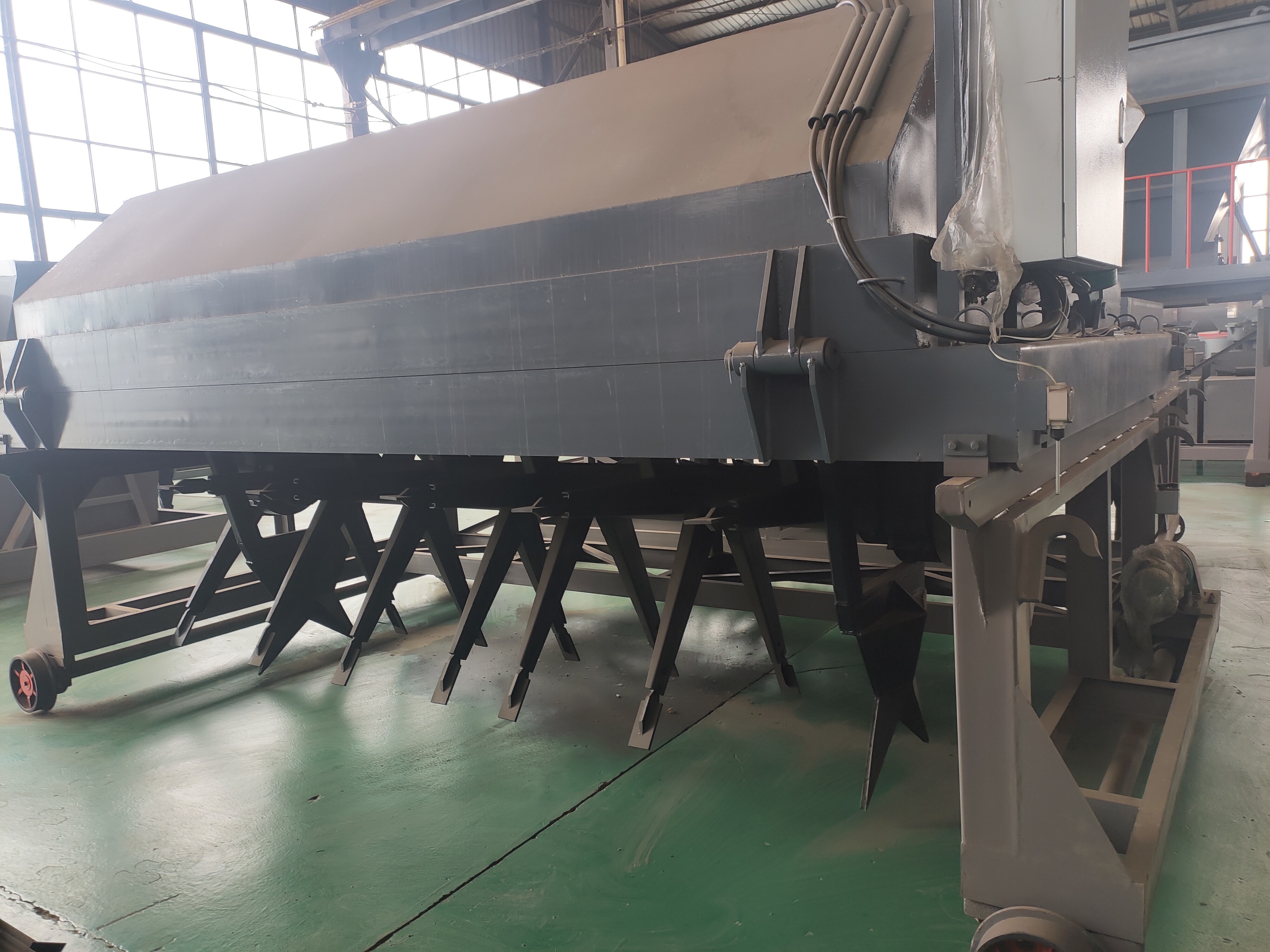 一般建議使用動物糞便。有機質含量越，效果就越好，這是真的嗎？(圖1)